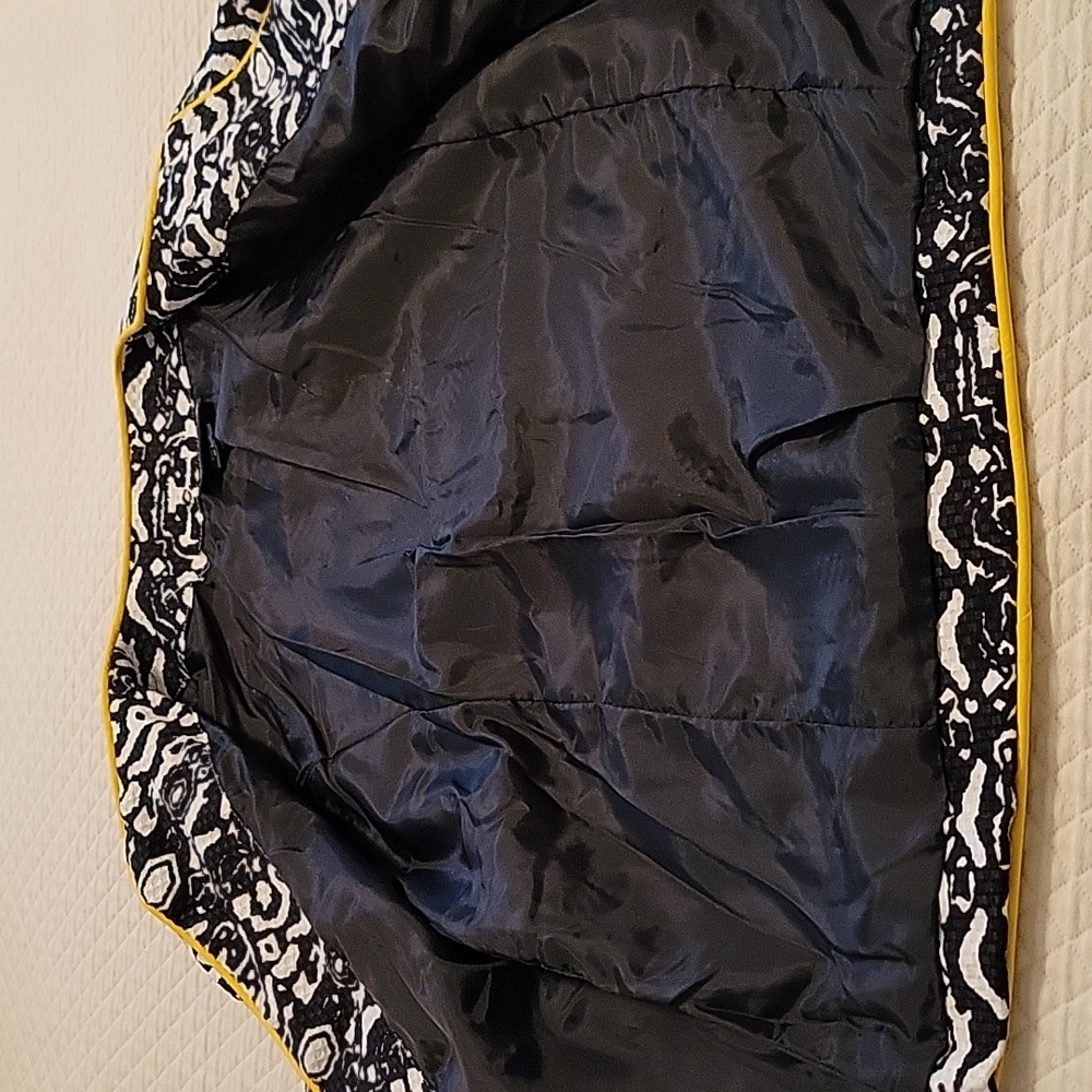 Jacket - Picture 5 of 8